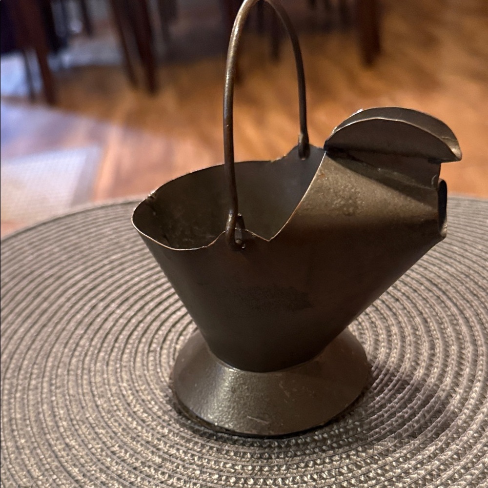 Vintage Cast Iron coal bucket scuttle bucket